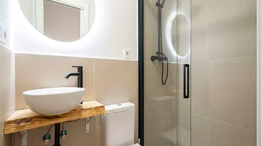 Rooms in Madrid Centro - photo 5