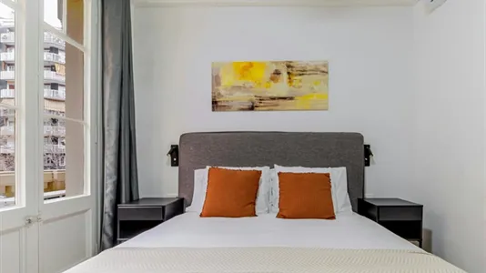 Apartments in Barcelona Eixample - photo 10