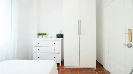 Rooms in Madrid Centro - photo 2