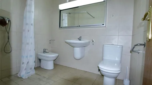 Rooms in Terrassa - photo 8