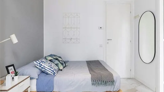 Rooms in Milano Zona 5 - Vigentino, Chiaravalle, Gratosoglio - photo 1