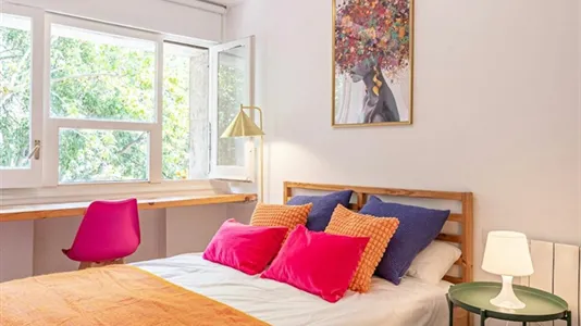 Rooms in Barcelona Eixample - photo 3