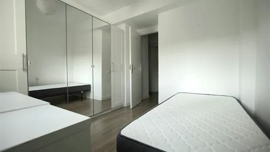 Rooms in Madrid Ciudad Lineal - photo 4