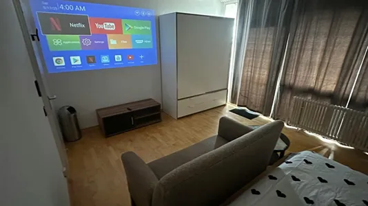 Rooms in Location is not specified - photo 1