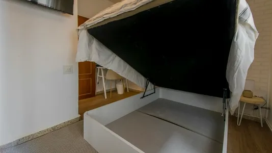 Rooms in Madrid Moncloa-Aravaca - photo 6