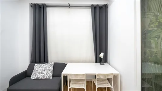 Rooms in Valencia Ciutat Vella - photo 4