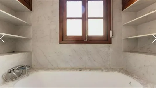 Rooms in Valencia Ciutat Vella - photo 9