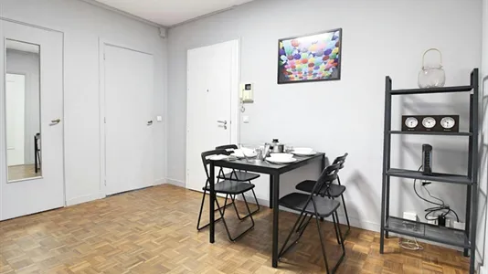 Rooms in Paris 16éme arrondissement (North) - photo 8