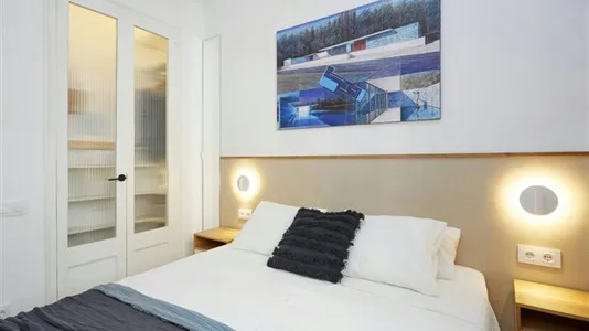 Apartments in Barcelona Eixample - photo 9