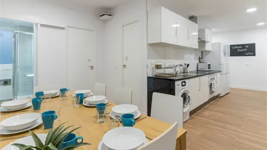 Rooms in Madrid Centro - photo 4