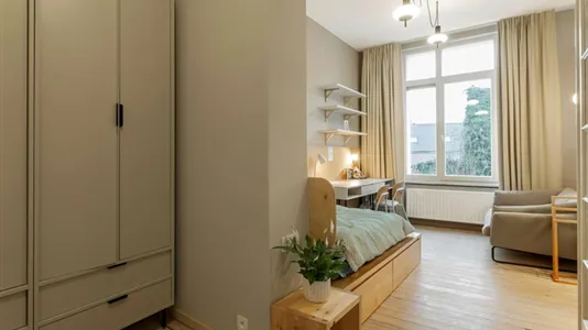 Rooms in Brussels Schaarbeek - photo 2