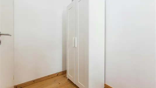 Rooms in Berlin Charlottenburg-Wilmersdorf - photo 4