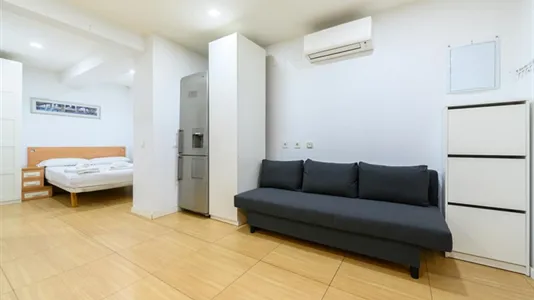 Apartments in Madrid Ciudad Lineal - photo 10