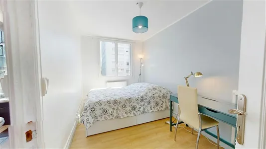 Rooms in Lyon - photo 2