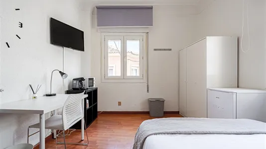 Rooms in Alcalá de Henares - photo 4