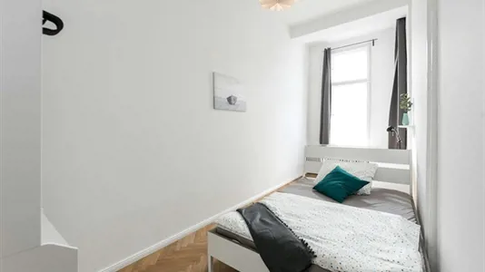Rooms in Location is not specified - photo 1
