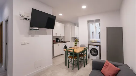 Rooms in Madrid Chamberí - photo 4