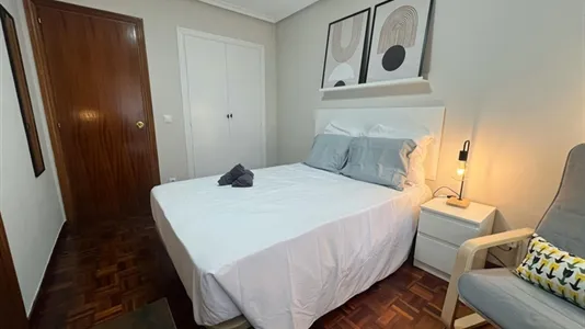 Rooms in Bilbao - photo 4