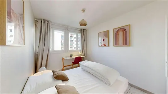 Rooms in Lyon - photo 4