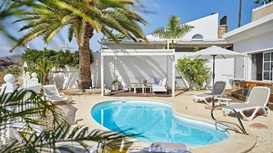 Houses in Mogán - photo 10