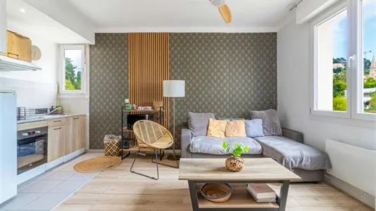 Apartments in Grasse - photo 1