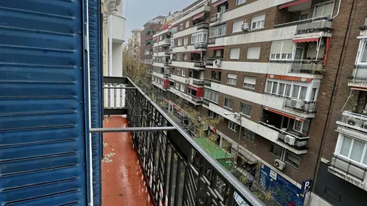 Rooms in Madrid Chamberí - photo 8