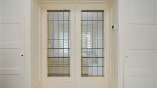 Apartments in Location is not specified - photo 8