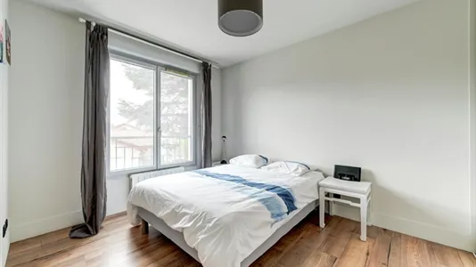 Apartments in Lyon - photo 2