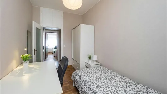 Rooms in Milano Zona 6 - Barona, Lorenteggio - photo 2