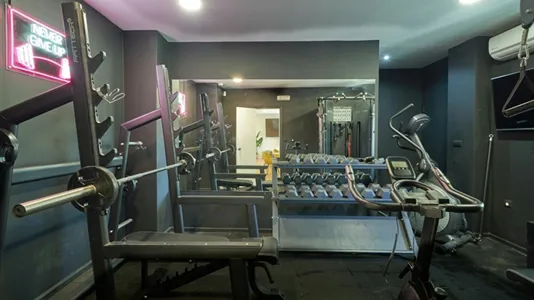 Rooms in Málaga - photo 9