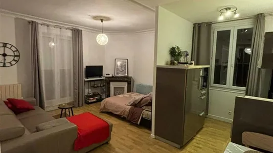 Apartments in Boulogne-Billancourt - photo 1