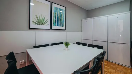 Rooms in Madrid Chamberí - photo 8