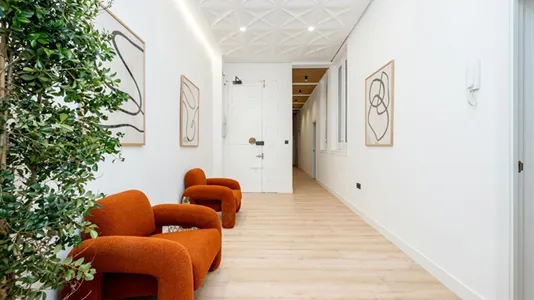 Rooms in Madrid Centro - photo 10