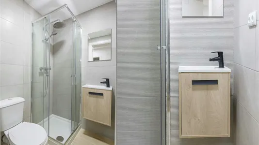 Rooms in Valencia Algirós - photo 8