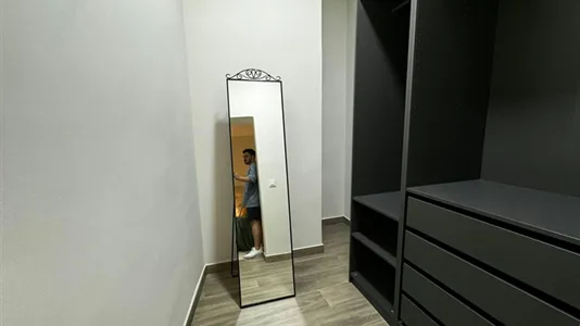 Rooms in Madrid Centro - photo 4