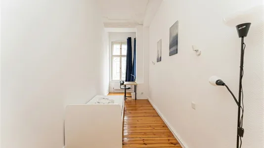 Rooms in Berlin Charlottenburg-Wilmersdorf - photo 5