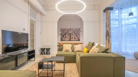 Apartments in Barcelona Eixample - photo 8