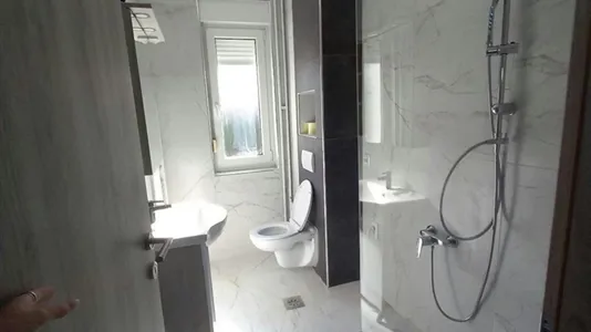Rooms in Besnica - photo 6