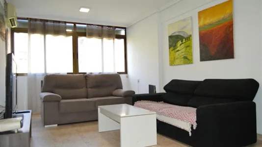 Rooms in Valencia Algirós - photo 9