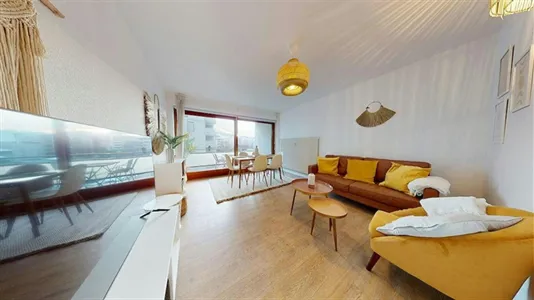 Rooms in Saint-Julien-en-Genevois - photo 8