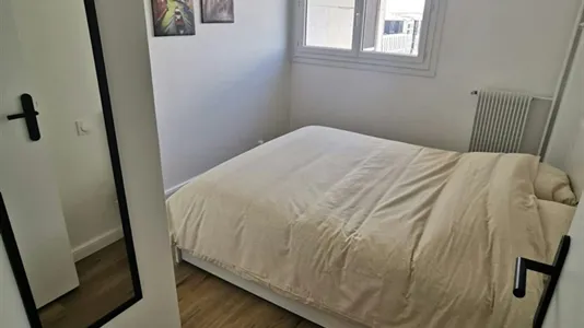 Apartments in Nanterre - photo 9