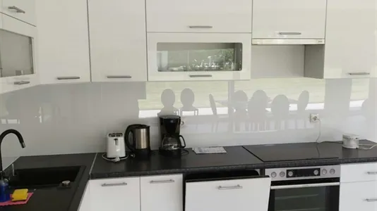 Houses in Langenzersdorf - photo 4