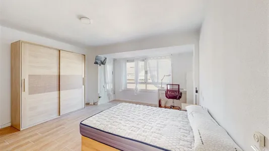 Rooms in Castellón de la Plana/Castelló de la Plana - photo 4