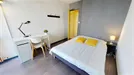 Room for rent, Lyon, Auvergne-Rhône-Alpes, &lt;span class=&quot;blurred street&quot; onclick=&quot;ProcessAdRequest(9663032)&quot;&gt;&lt;span class=&quot;hint&quot;&gt;See streetname&lt;/span&gt;[xxxxxxxxxxxxx]&lt;/span&gt;