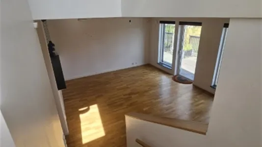 Houses in Upplands Väsby - photo 12