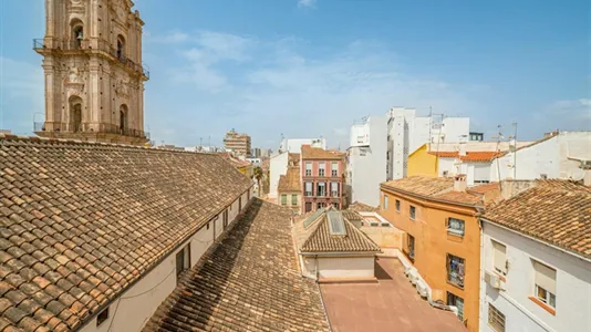 Rooms in Málaga - photo 10