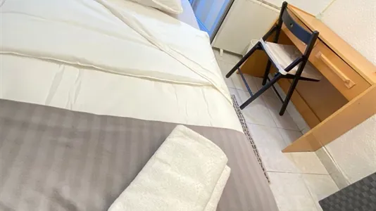 Rooms in Madrid Centro - photo 5