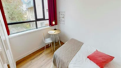 Room for rent in Nanterre, Île-de-France