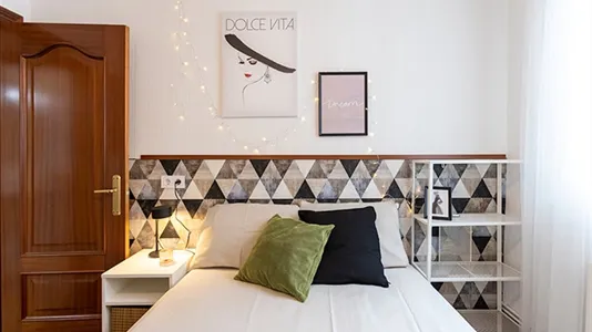 Rooms in Bilbao - photo 6