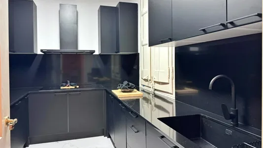 Rooms in Barcelona Eixample - photo 9